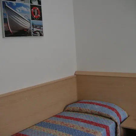 Appartement Nicole 2 *
